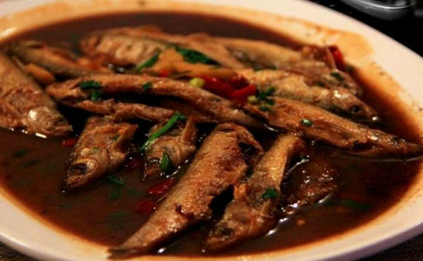 红烧溪鱼